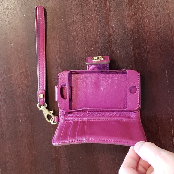 Tory Burch Amanda Smart Phone case Wallet Wristlet - Picture 3 of 5